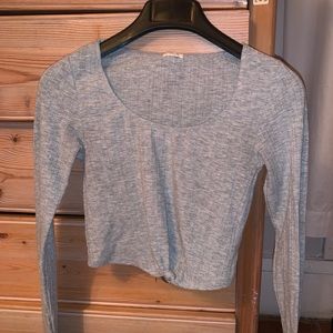 Small long sleeve crop top